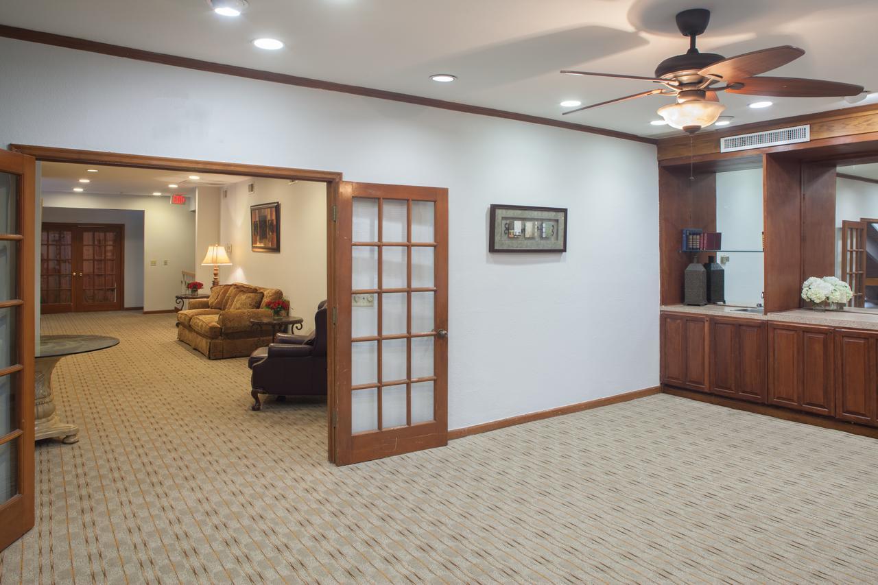 Cloverleaf Suites Bâton-Rouge Extérieur photo