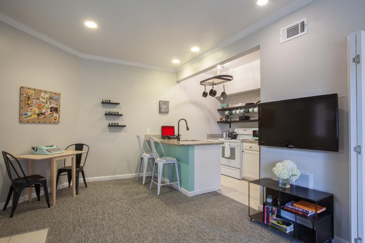 Cloverleaf Suites Bâton-Rouge Extérieur photo