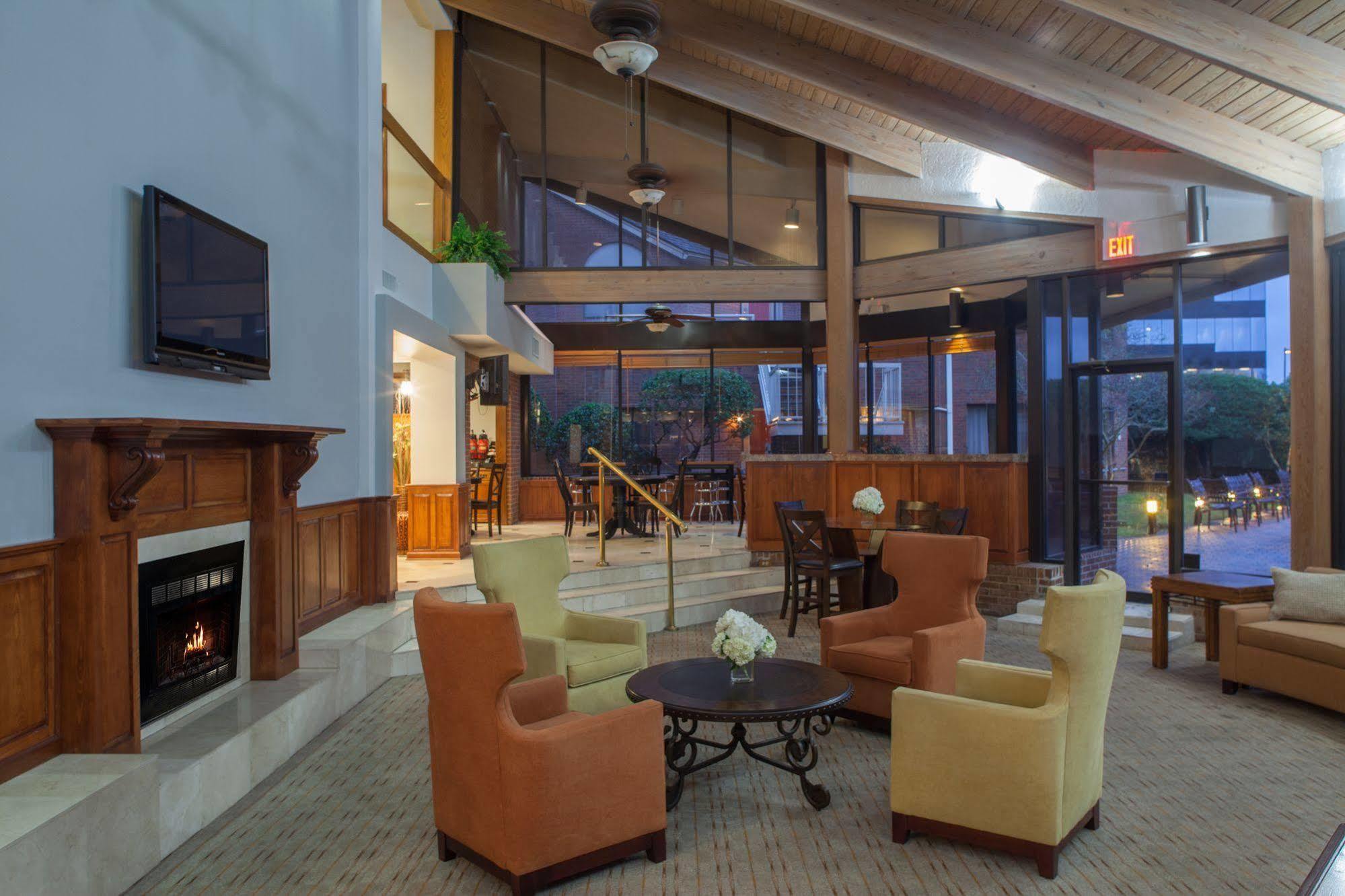 Cloverleaf Suites Bâton-Rouge Extérieur photo